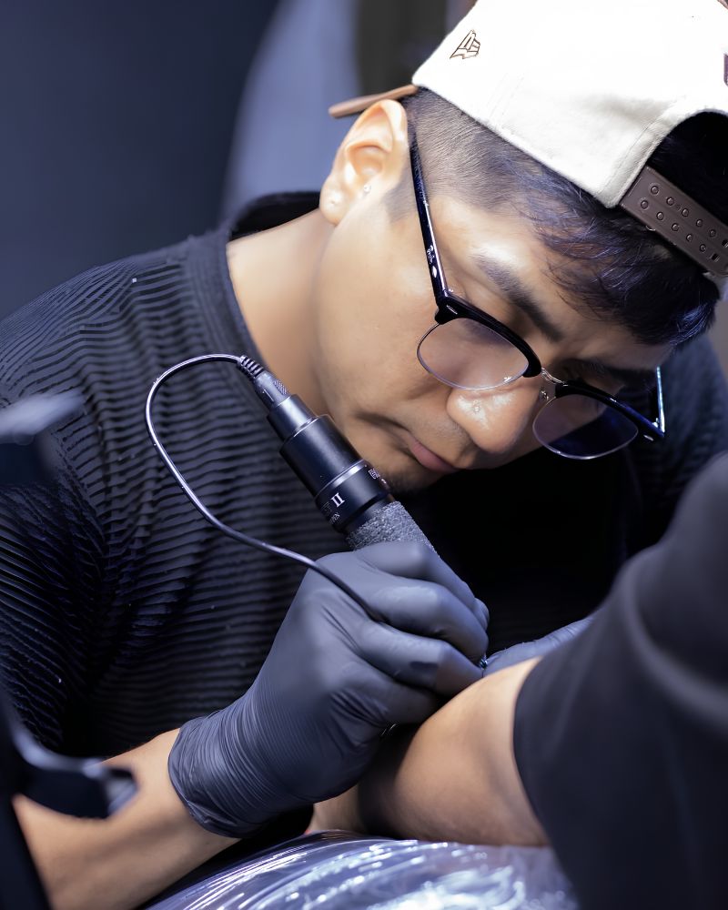 Sergio - Tatuador Profesional